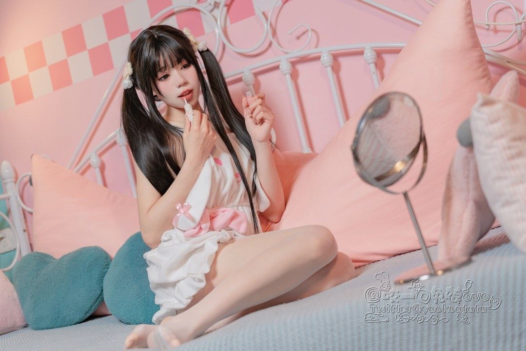 咬一口兔娘 咬一口兔娘